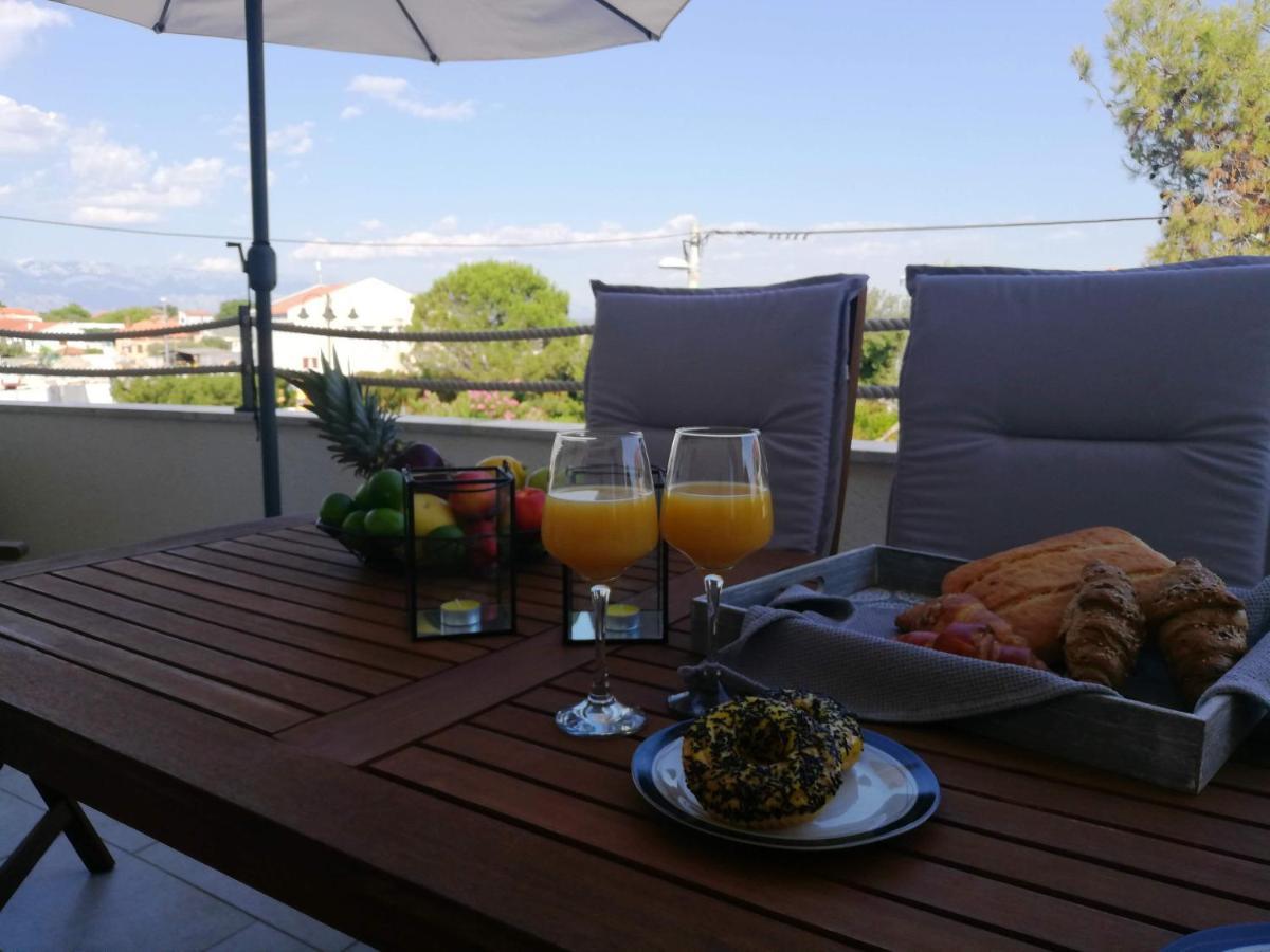 Holiday Home Velebit 宁 外观 照片