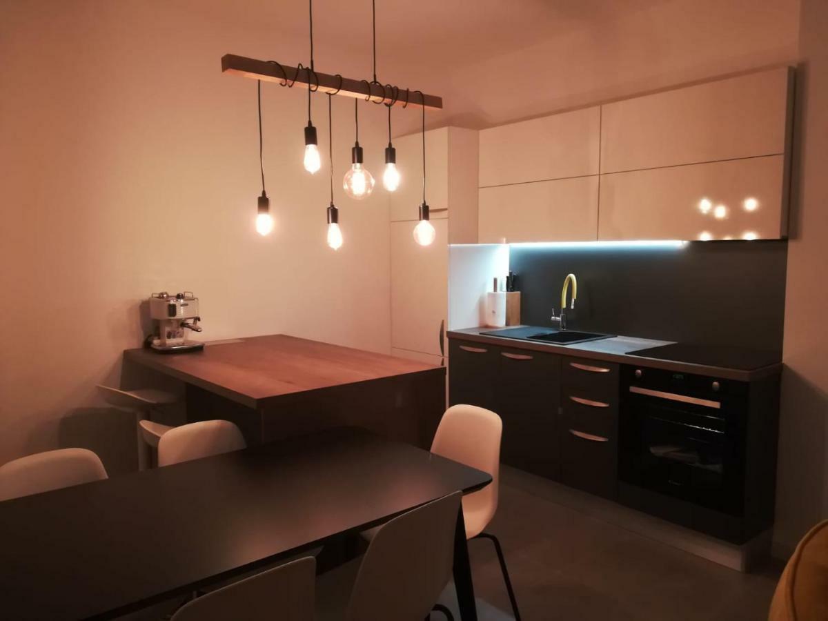 Holiday Home Velebit 宁 外观 照片